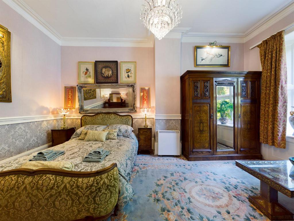 Luxurious Apartment In Historic Mansion - Sleeps 7 Ladock Εξωτερικό φωτογραφία